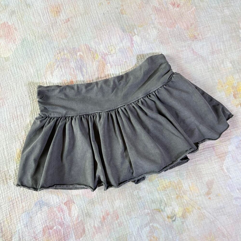 Urban Outfitters grungey gray ruffle micro mini skort M